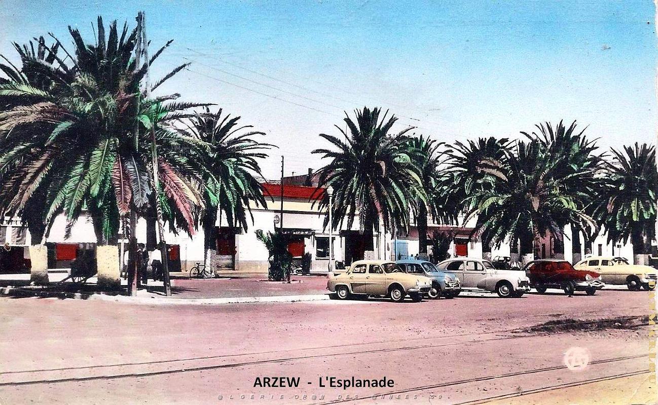 Arzew - Esplanade.jpg